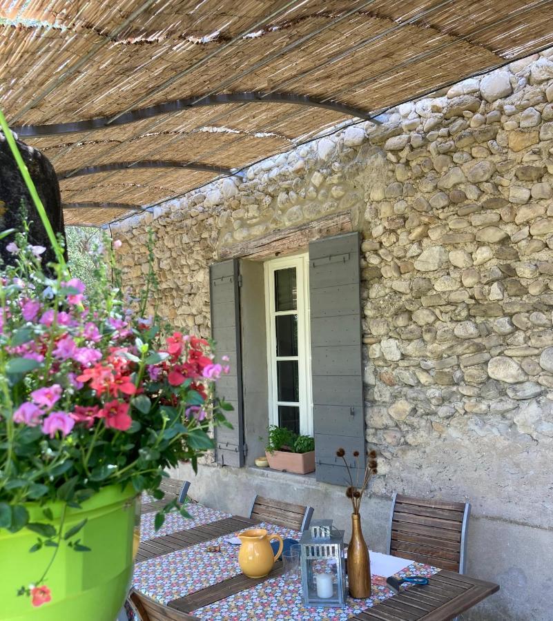 Bed and Breakfast Mas Lou Parpaioun Crestet Exterior foto