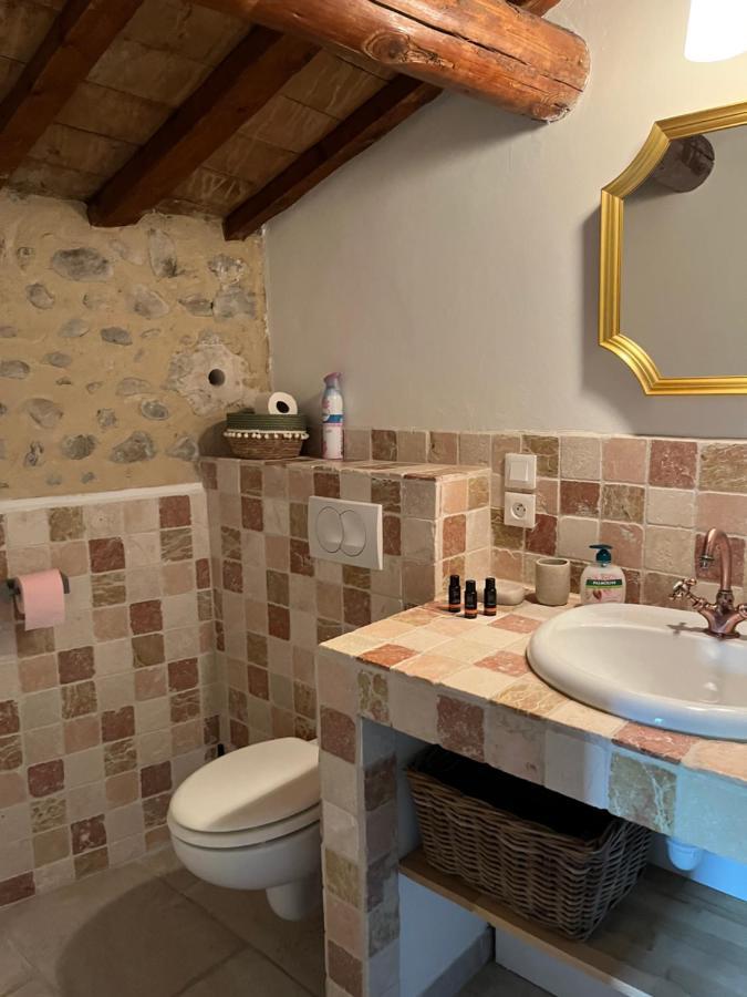 Bed and Breakfast Mas Lou Parpaioun Crestet Exterior foto