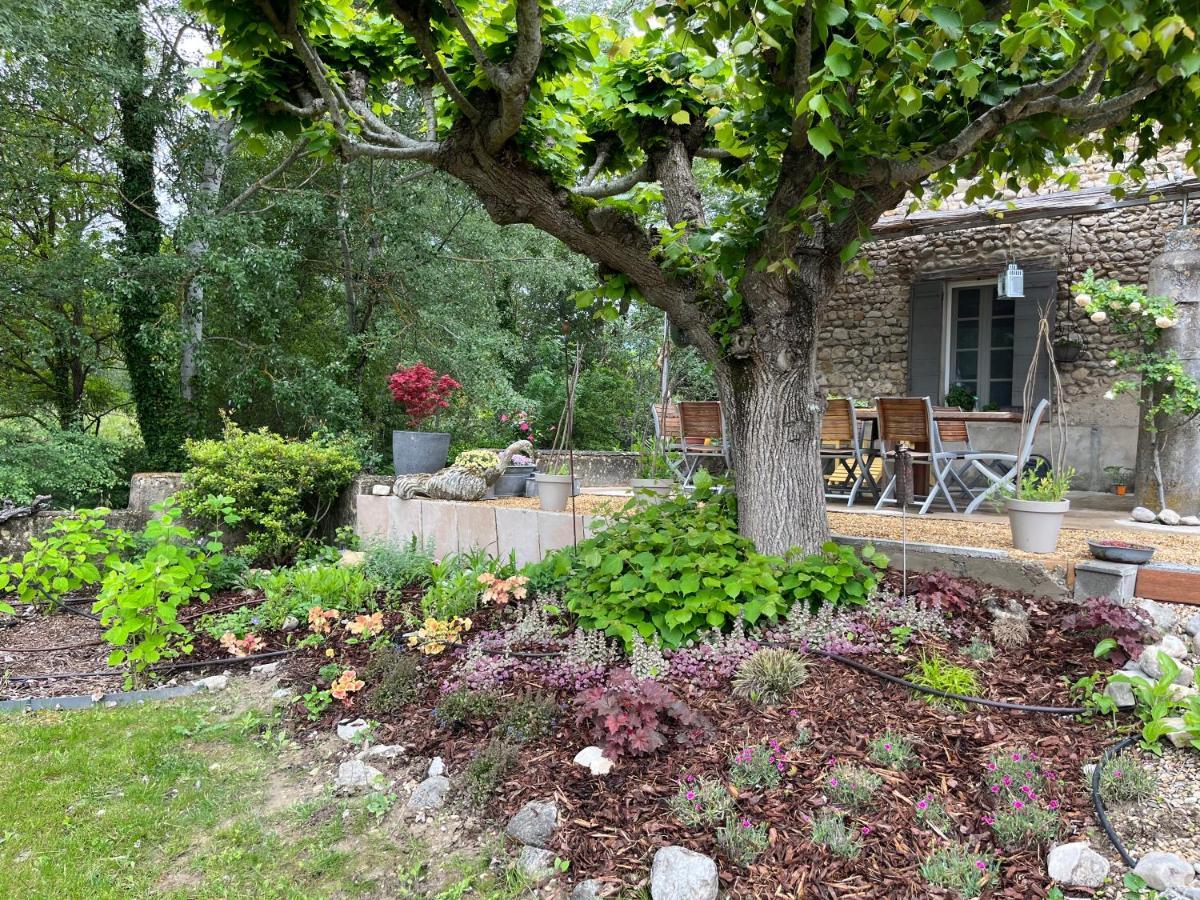 Bed and Breakfast Mas Lou Parpaioun Crestet Exterior foto